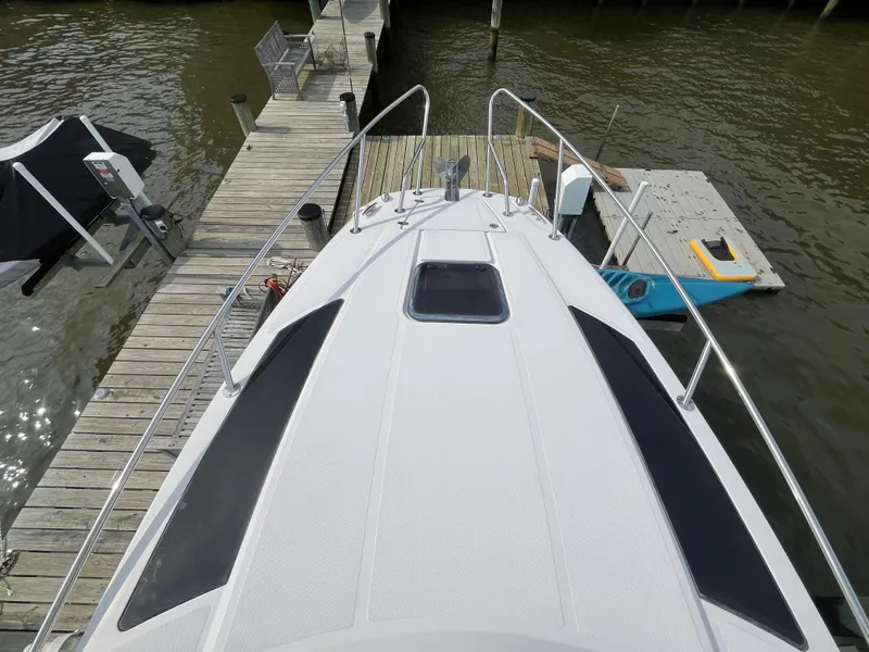 Slide: The Image of Four Winns V255 2016 - 40