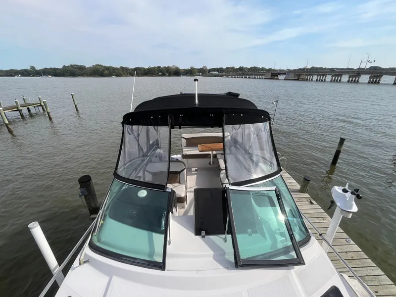 Slide: The Image of Four Winns V255 2016 - 42