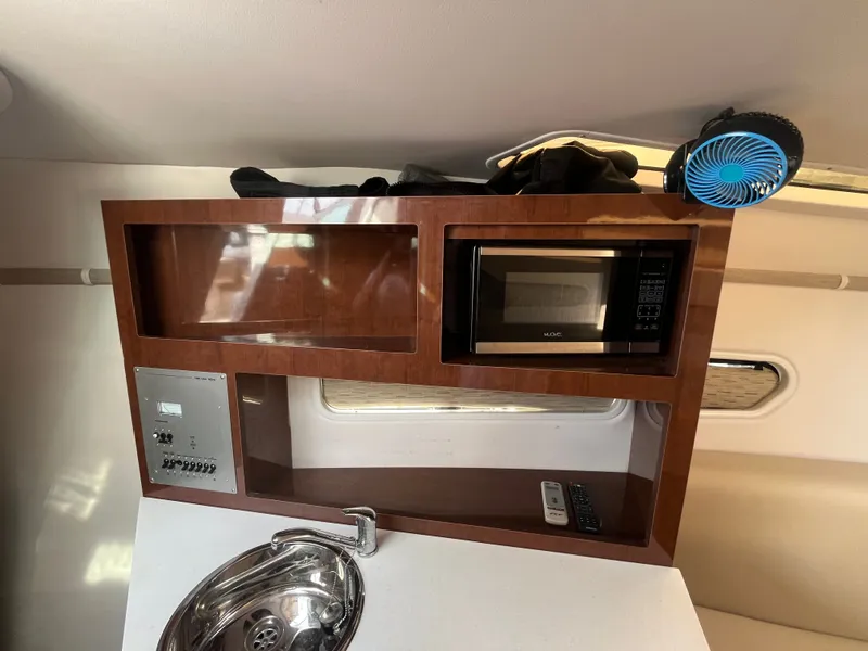 Slide: The Image of Four Winns V255 2016 - 51