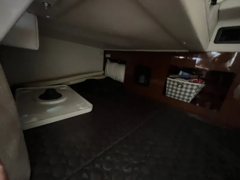 Slide: The Image of Four Winns V255 2016 - 56