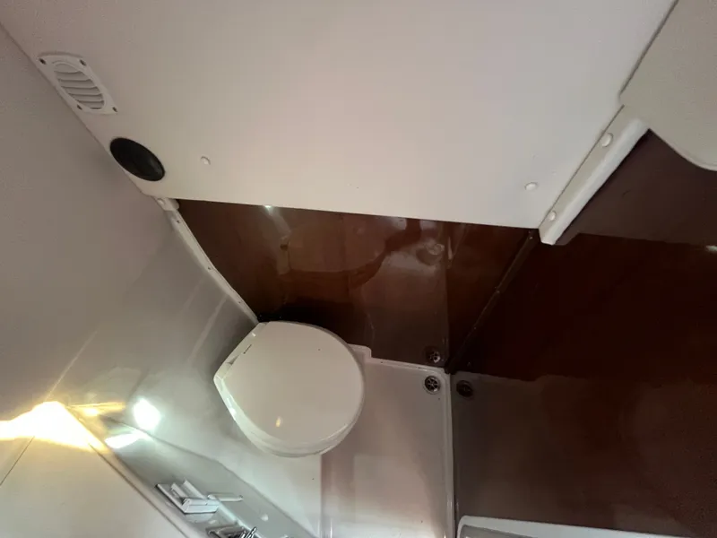 Slide: The Image of Four Winns V255 2016 - 60