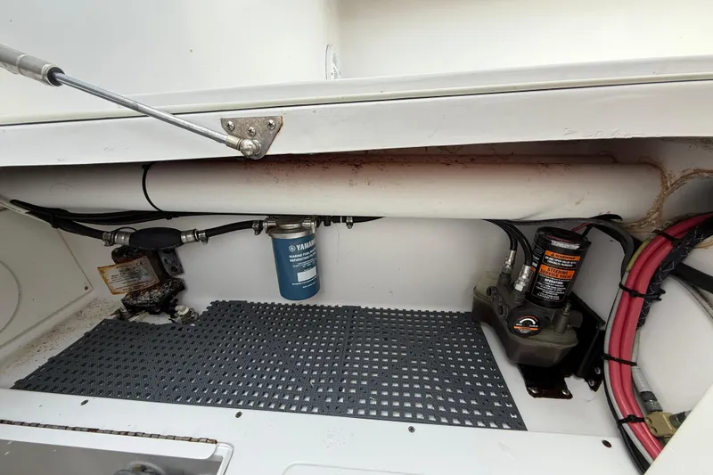 Slide: The Image of 2018 SeaHunter 35 Tournament boat compartment with Yamaha filter and hydraulic components. - 23