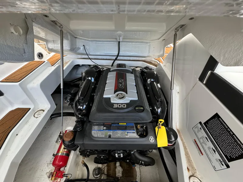 Slide: The Image of Monterey 258SS Super Sport 2022 - 52