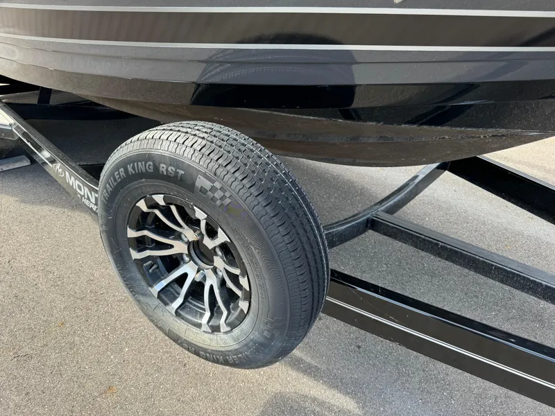 Slide: The Image of Monterey 258SS Super Sport 2022 - 60