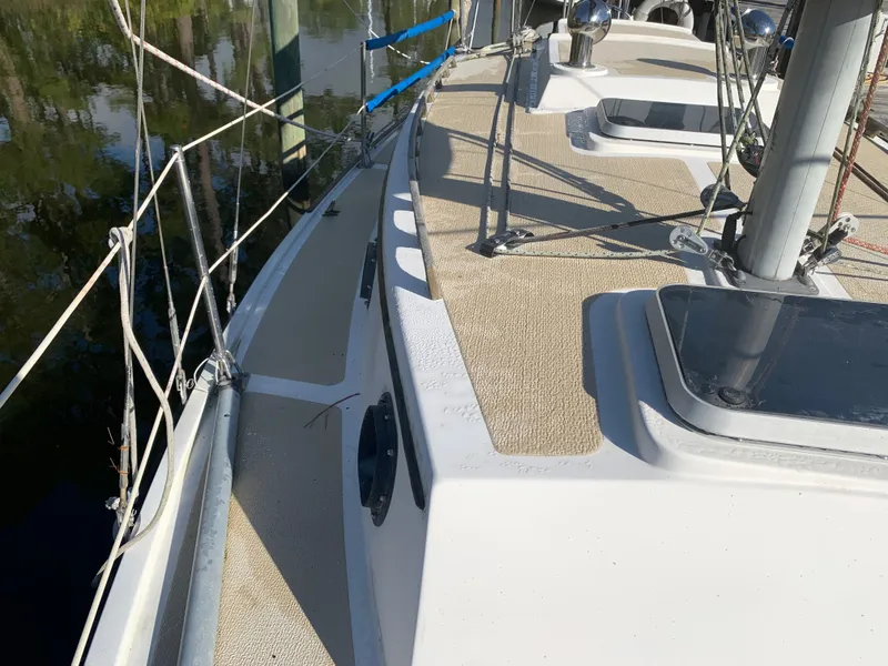 Slide: The Image of Com-Pac 27/2 1989 - 38