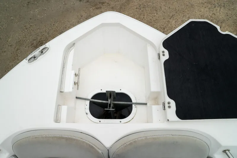 Slide: The Image of Sea Fox 228 Commander 2019 - 14