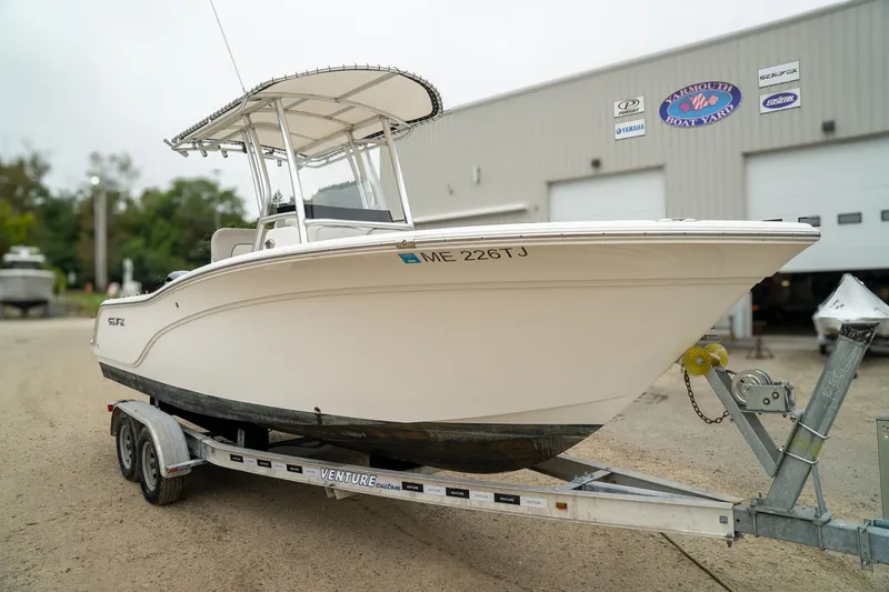 Slide: The Image of Sea Fox 228 Commander 2019 - 4