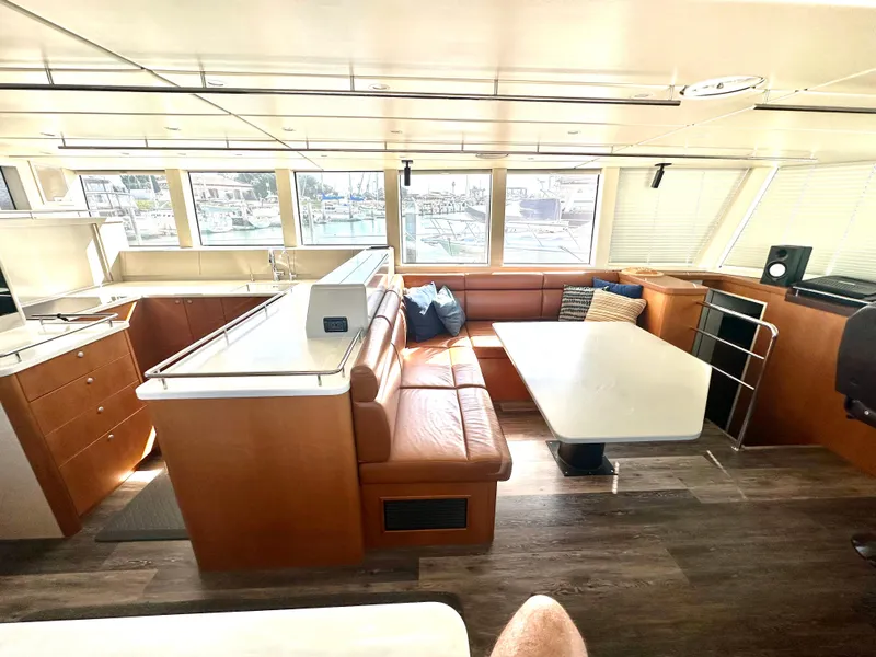 Slide: The Image of Dinette - 18