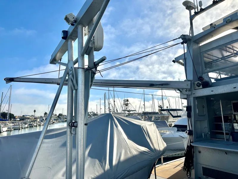 Slide: The Image of One of Two Lifting Booms - 33