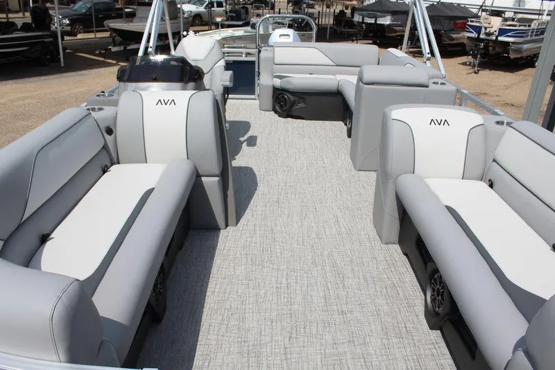 Slide: The Image of 2026 Avalon LSZ Cruiser Rear Bench 23 with spacious seating and modern design. - 17
