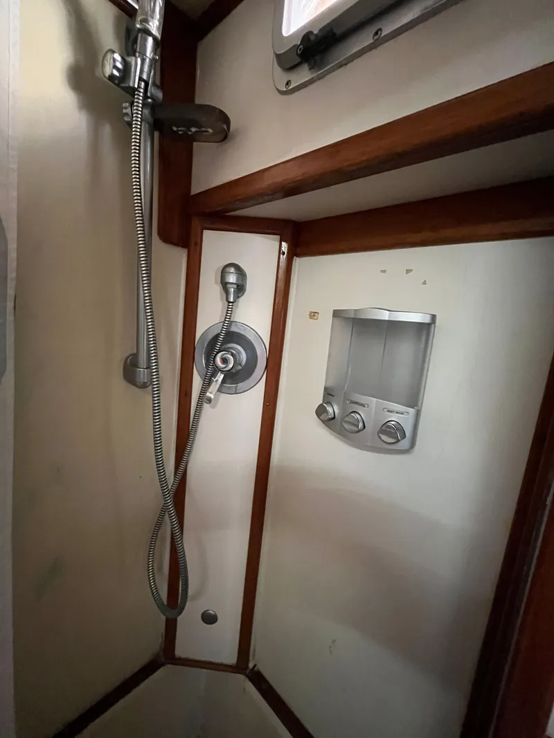 Slide: The Image of Irwin 54 1988 - 30