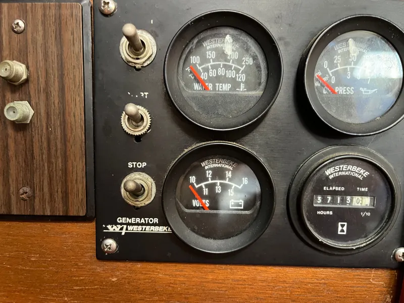 Slide: The Image of Irwin 54 1988 - 39