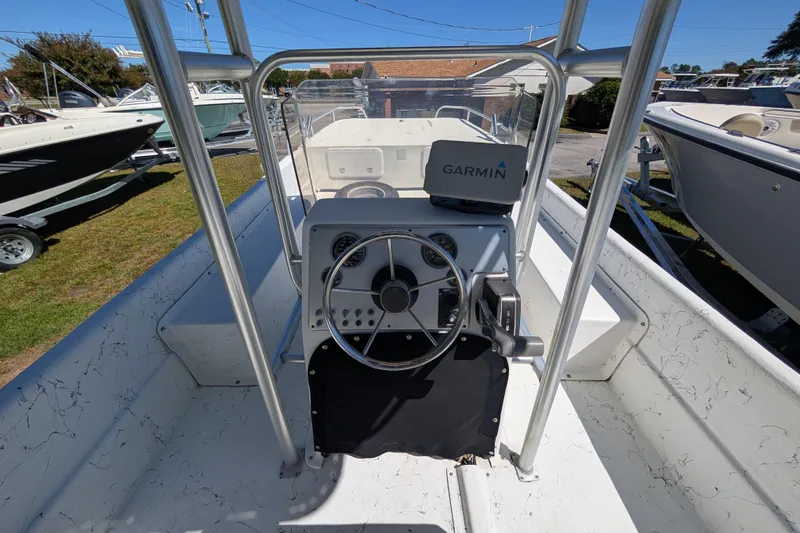Slide: The Image of 2006 Carolina Skiff 2180 DLX boat console with Garmin navigation system. - 11