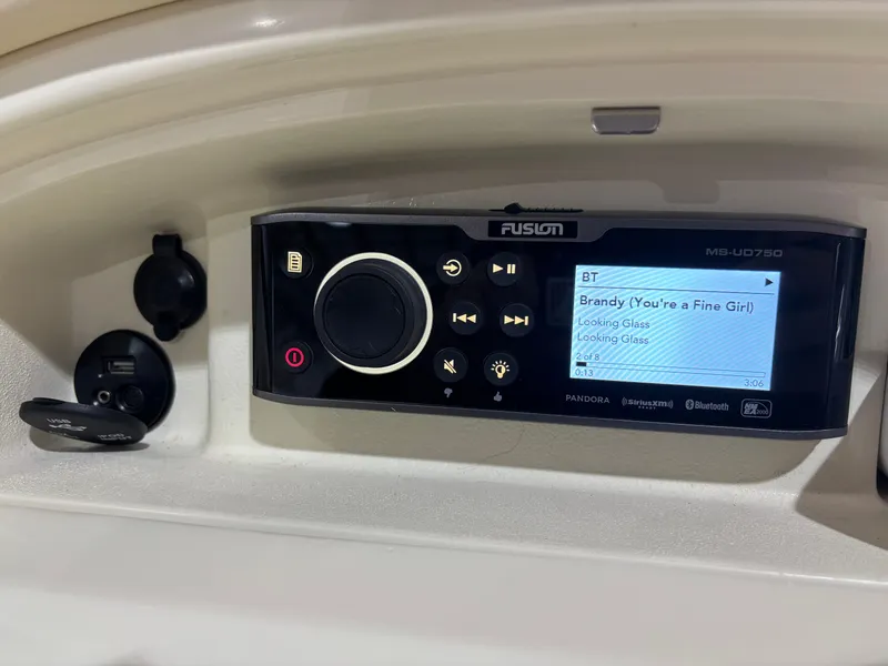 Slide: The Image of Chris-Craft Launch 22 2016 - 19