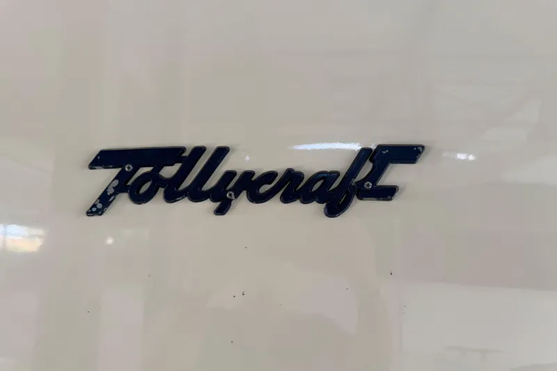 Slide: The Image of Tollycraft logo on 1987 Tollycraft 40 Sport Sedan boat. - 61