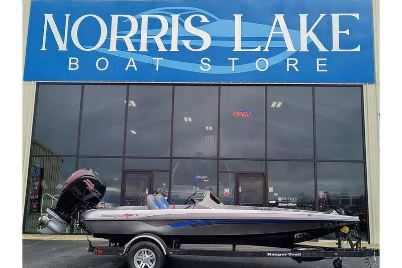 The Image of 2025 Ranger Z185 boat displayed at Norris Lake Boat Store entrance. - 1