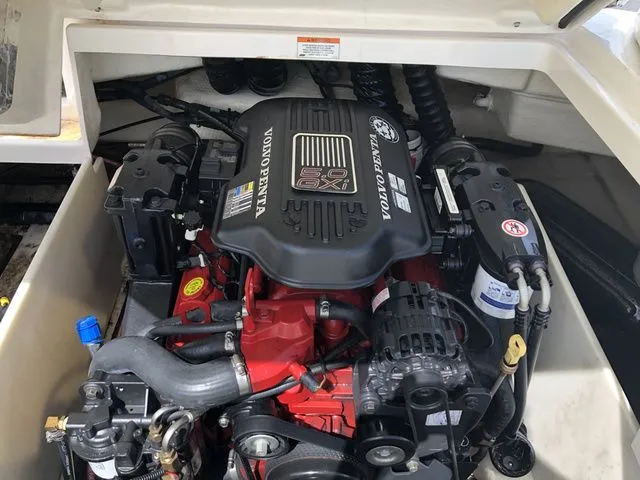 Slide: The Image of Regal 2000 Bowrider 2008 - 16