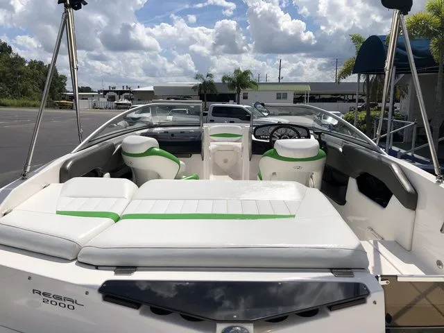 Slide: The Image of Regal 2000 Bowrider 2008 - 8