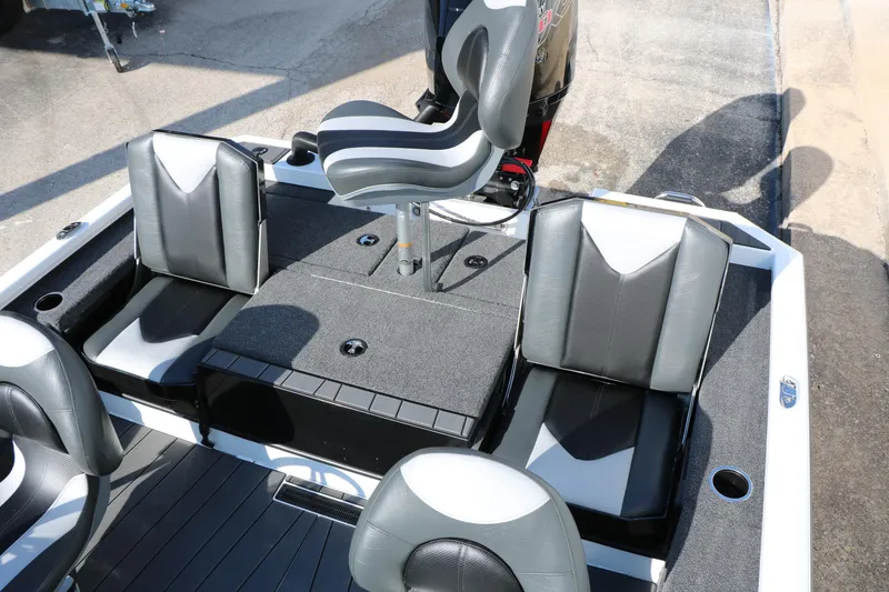 Slide: The Image of 2025 Vexus AVX 1985s boat interior with gray seating and modern design. - 22
