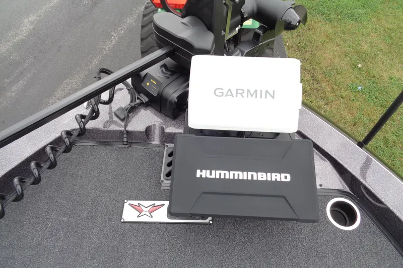 Slide: The Image of 2026 Vexus DVX22S boat with Garmin and Humminbird electronics on deck. - 20