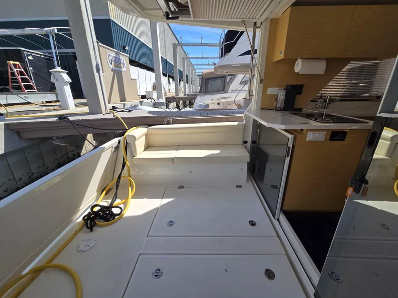 Slide: The Image of Greenline 39 E-Drive 2020 - 10