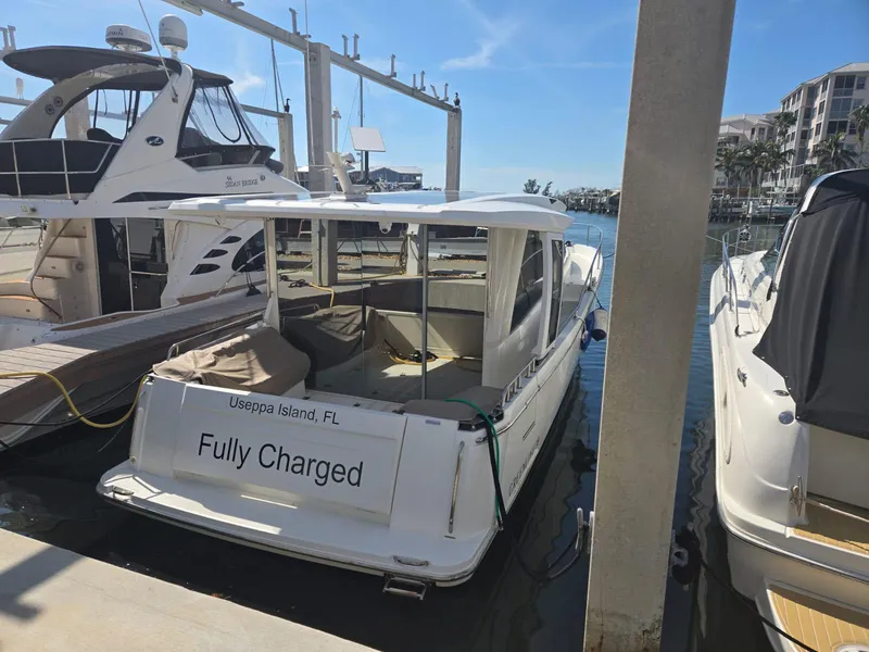 Slide: The Image of Greenline 39 E-Drive 2020 - 4