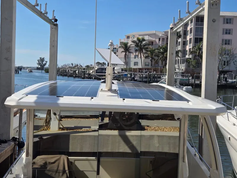 Slide: The Image of Greenline 39 E-Drive 2020 - 5