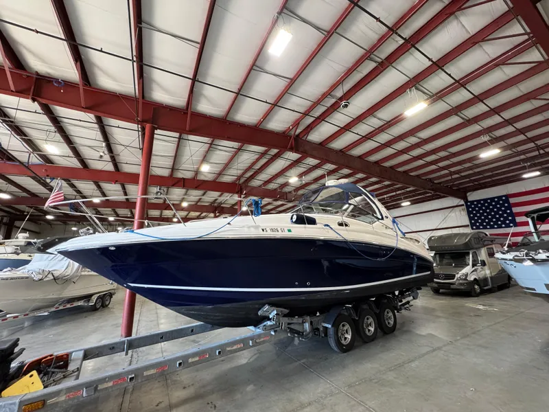 Slide: The Image of Sea Ray 320 Sundancer 2004 - 72
