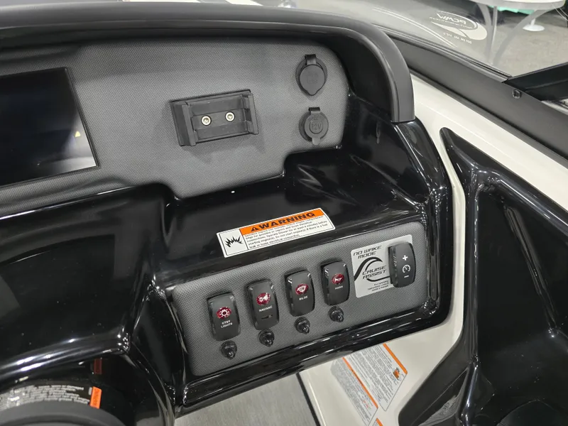 Slide: The Image of Yamaha SX195 2026 - 17