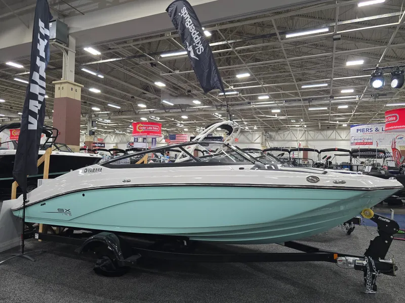 Slide: The Image of Yamaha SX195 2026 - 2