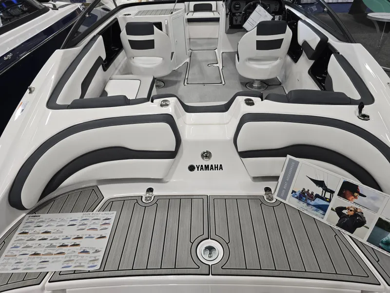 Slide: The Image of Yamaha SX195 2026 - 25