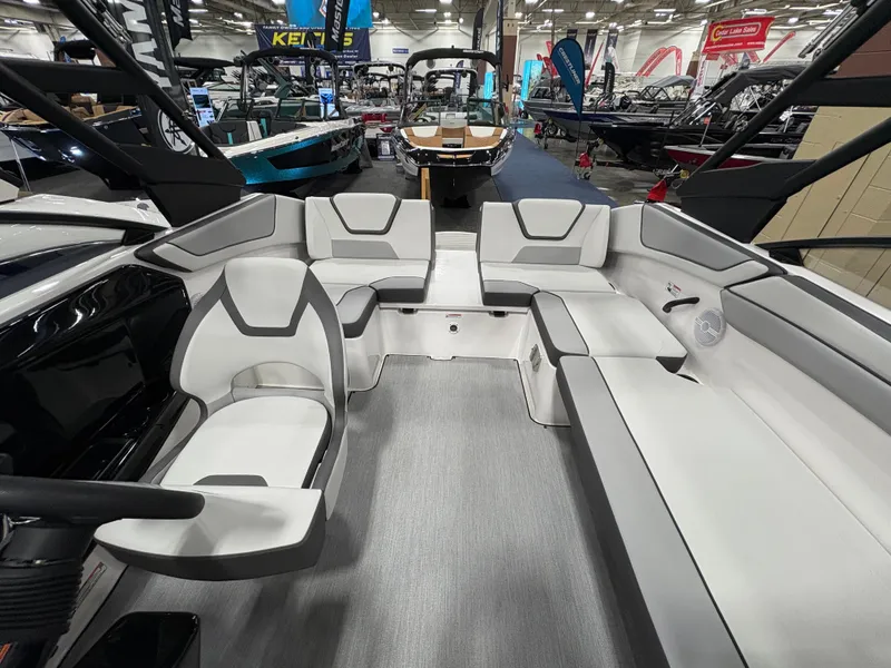 Slide: The Image of Yamaha AR220 2026 - 16