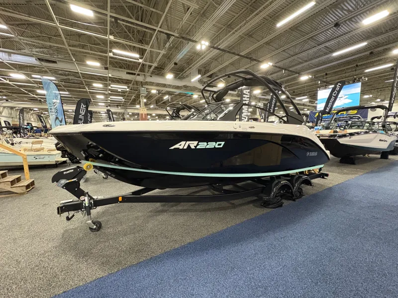 Slide: The Image of Yamaha AR220 2026 - 3