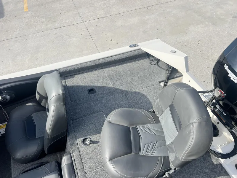 Slide: The Image of Tracker Pro Team 195 2019 - 9