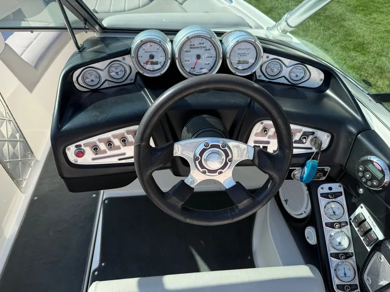 Slide: The Image of MasterCraft X-45 2007 - 18