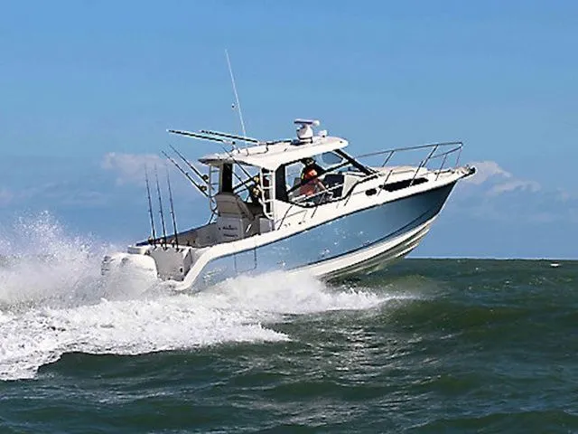 Slide: The Image of Boston Whaler 325 Conquest 2026 - 4