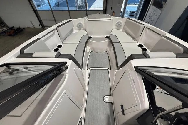 Slide: The Image of Yamaha AR220 2026 - 15