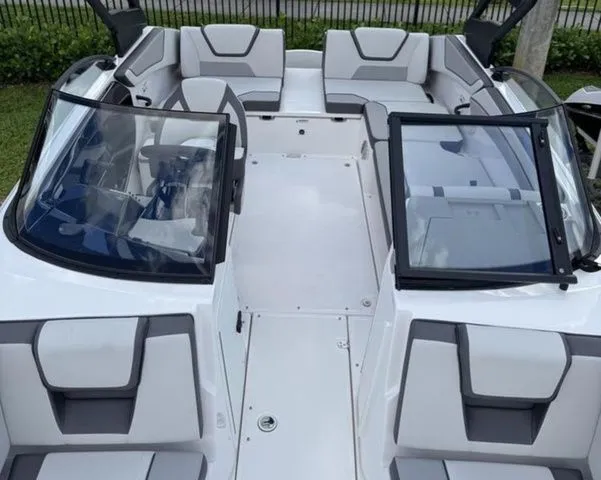 Slide: The Image of Yamaha AR220 2026 - 19