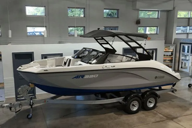 Slide: The Image of Yamaha AR220 2026 - 5