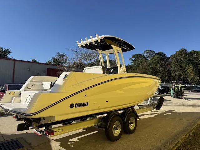 Slide: The Image of Yamaha 252 FSH Sport 2026 - 10