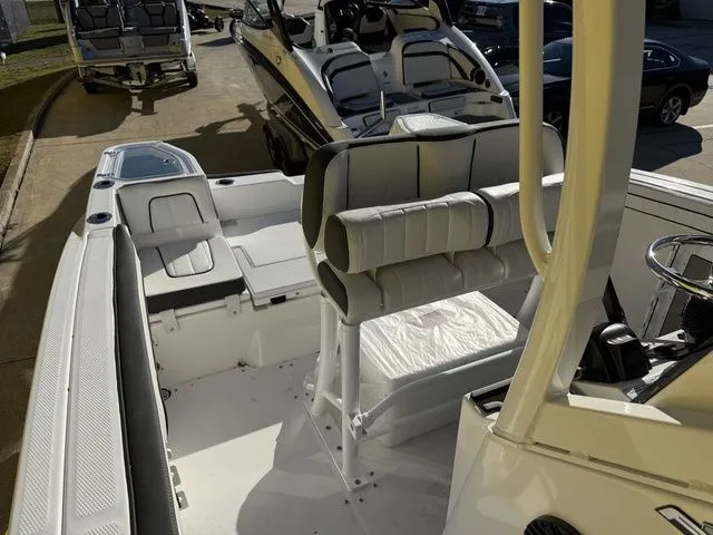 Slide: The Image of Yamaha 252 FSH Sport 2026 - 36