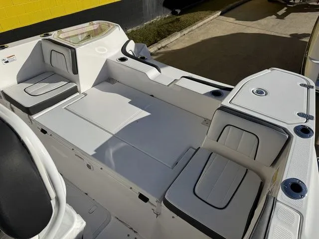 Slide: The Image of Yamaha 252 FSH Sport 2026 - 40