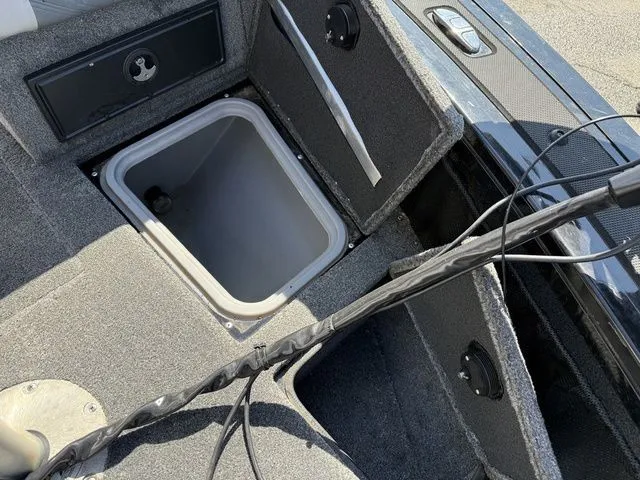 Slide: The Image of Tracker Targa V-19 Combo 2019 - 12