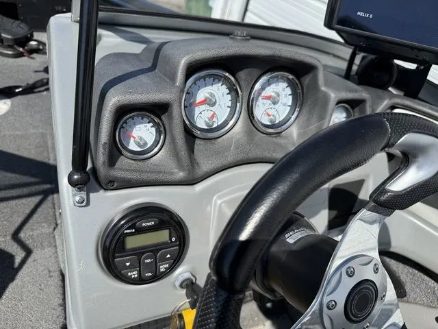 Slide: The Image of Tracker Targa V-19 Combo 2019 - 18