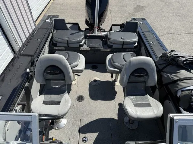 Slide: The Image of Tracker Targa V-19 Combo 2019 - 22