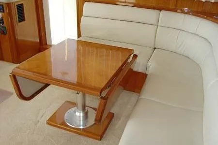 Slide: The Image of Salon Port side - 40