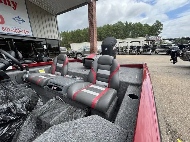 Slide: The Image of Ranger RT178 2020 - 8