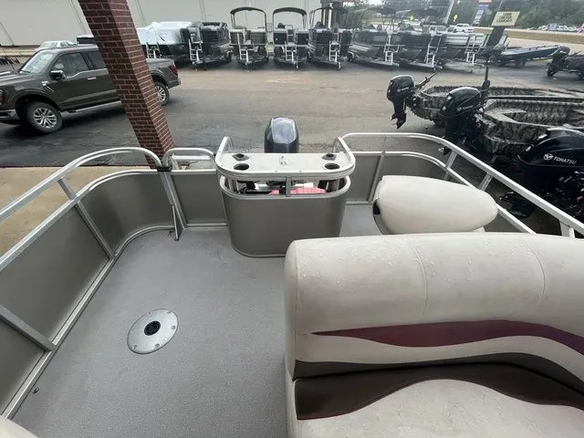 Slide: The Image of Quest 7518 2013 - 12