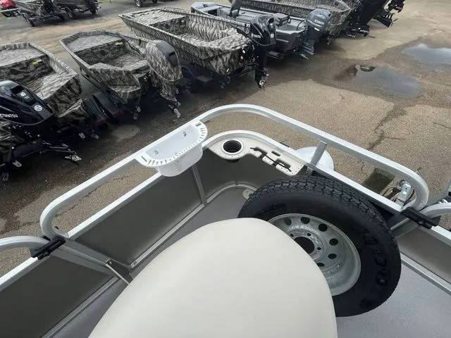 Slide: The Image of Quest 7518 2013 - 16