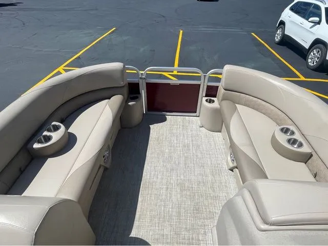 Slide: The Image of Tahoe GT Cruise 2 19 2018 - 13